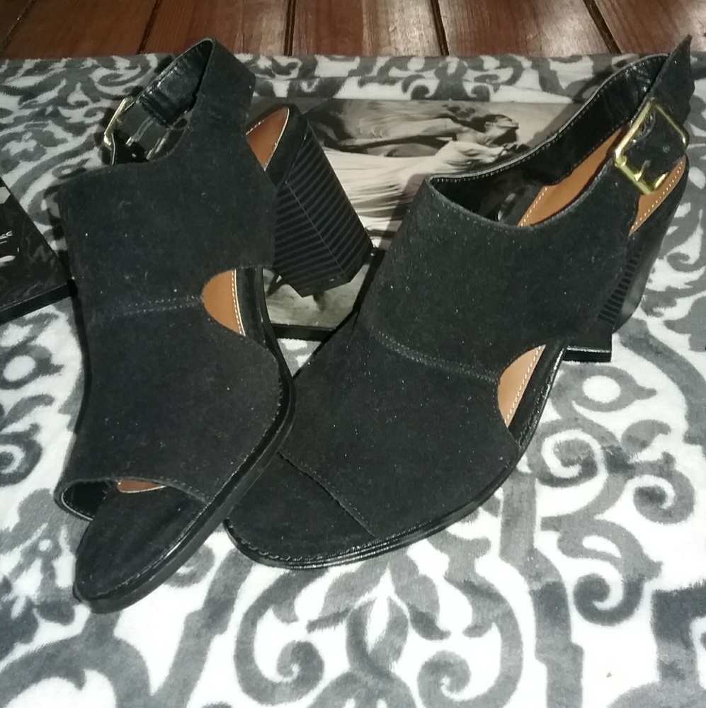 Block Heels with Side Cut-outs